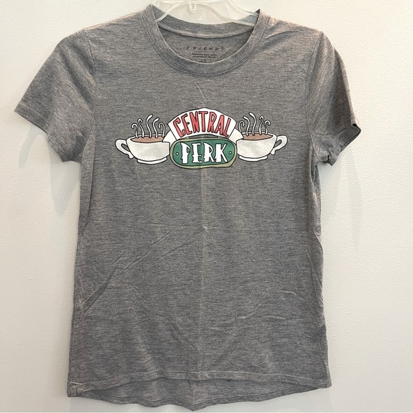 FRIENDS Tops - Friends Central Perk T-Shirt Women Size S Gray Short Sleeve Graphic